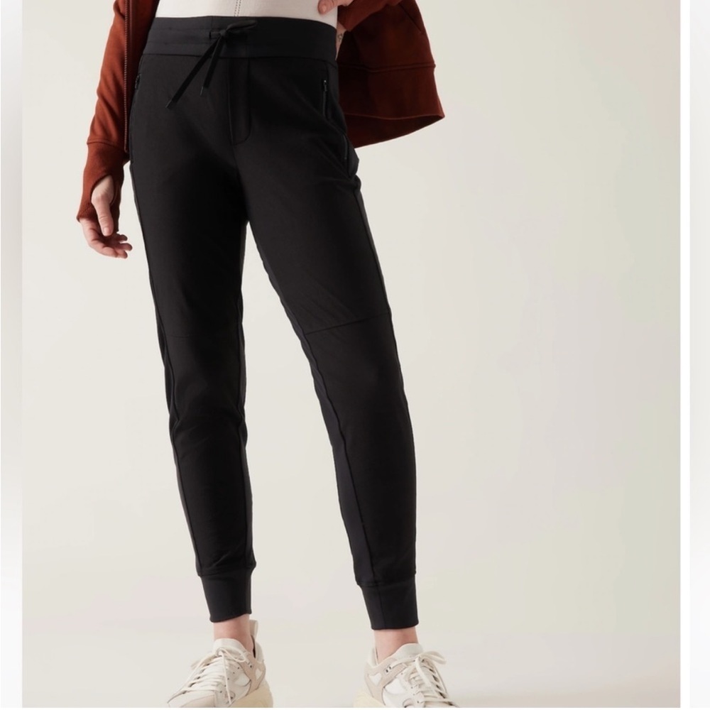 ATHLETA black headlands hybrid pant
